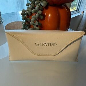Valentino Sophisticated Cream Leather Sunglasses Holder/Case